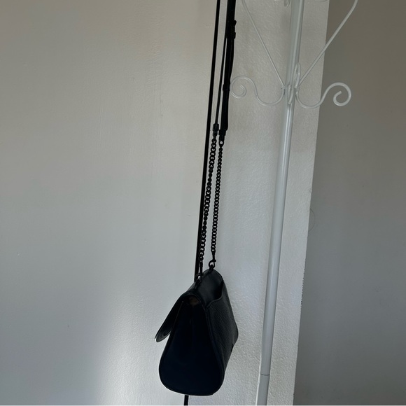 COACH Faye Crossbody Purse Bag All Black Pebbled Leather Flap F1880-F22349 - Picture 4 of 16